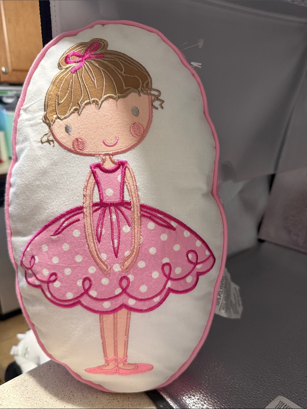 Decorative oval ballerina Cozy Line Home Plillow.